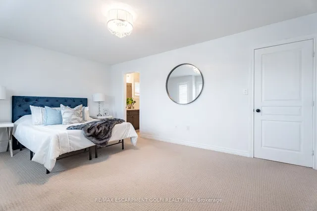 Additional image 18 of 71 Chamomile Dr