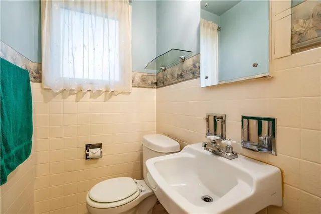 Additional image 18 of 555 LETITIA Crt