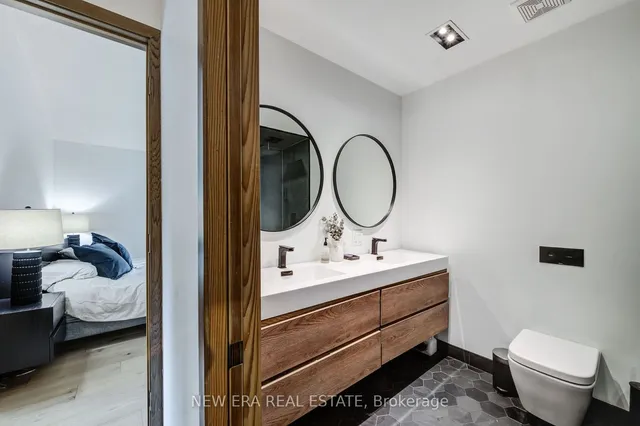 Additional image 39 of 380 Parkside Dr