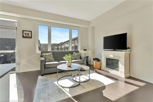 Additional image 12 of 7 Freedom Cres