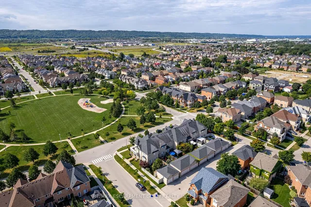 Additional image 38 of 7 Northampton Blvd