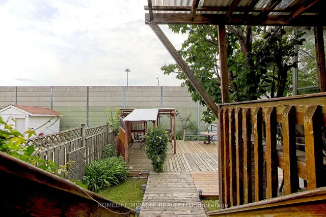 Additional image 30 of 157 Cinrickbar Dr