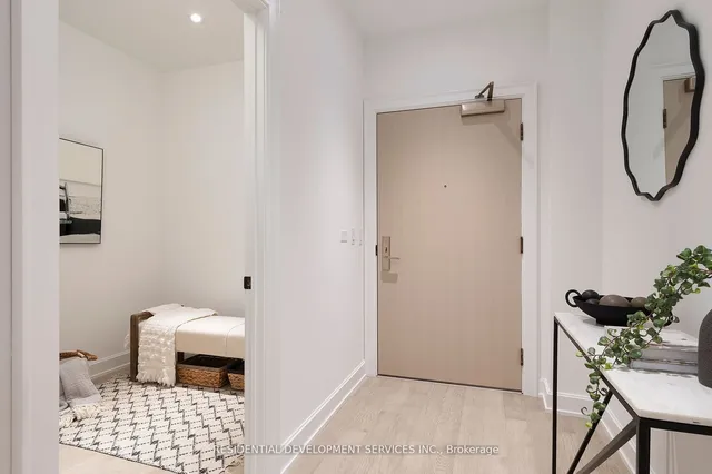 Additional image 14 of 1 Strathgowan Ave Unit 102