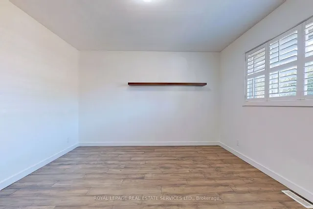 Additional image 13 of 4 Mcmaster Ave