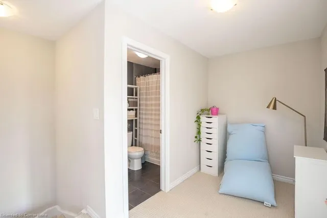 Additional image 38 of 377 Glancaster Rd Unit 57