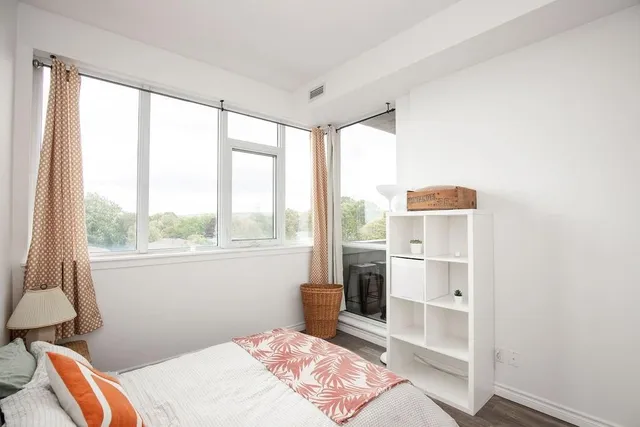 Additional image 25 of 1284 GUELPH Line Unit 417