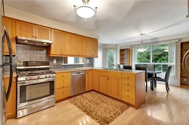 Additional image 21 of 11 Willowtree Crt