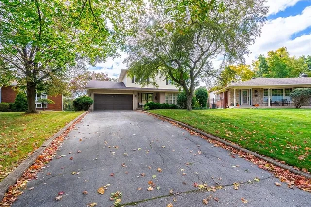 Additional image 2 of 2024 CHEVIOT Crt