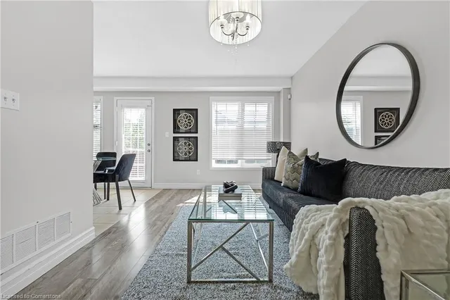 Additional image 12 of 151 Green Rd Unit 12