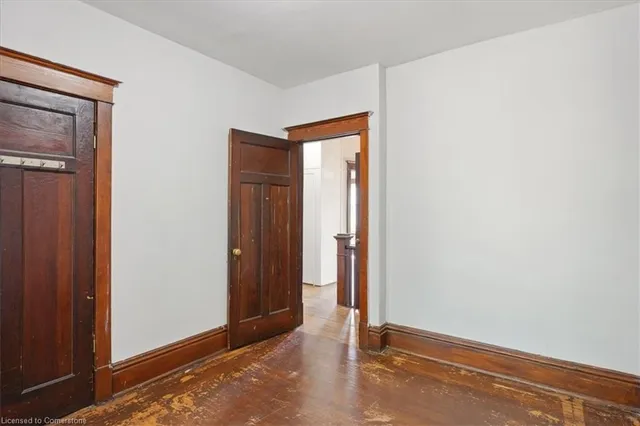 Additional image 31 of 76 Spadina Ave