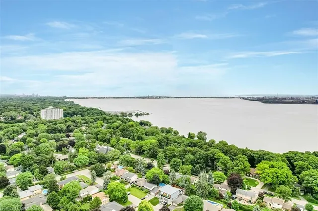 Additional image 39 of 258 Northshore Blvd