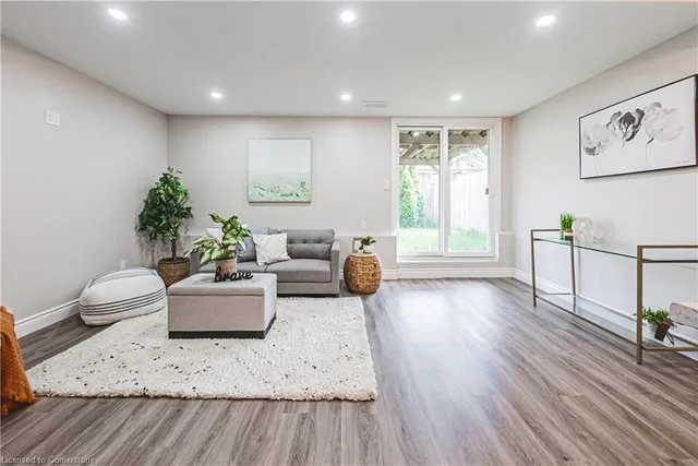 Additional image 36 of 39 Thames Way