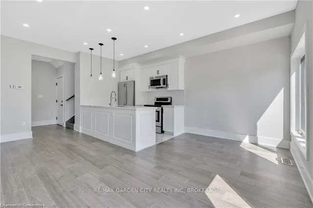 Additional image 9 of 86 Beland Ave