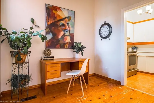 Additional image 15 of 218 Bay St