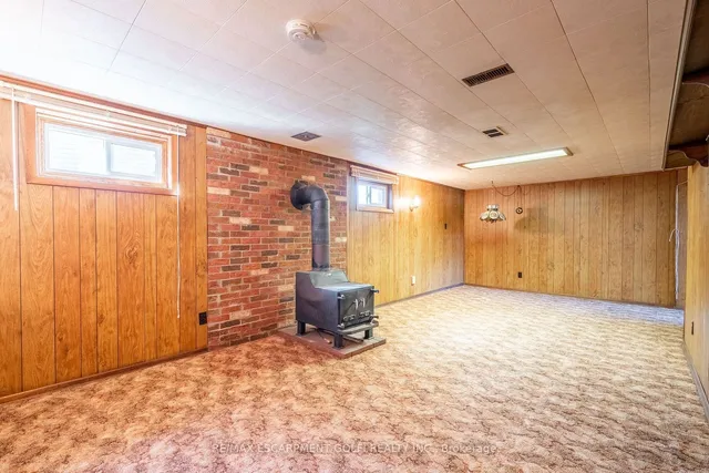 Additional image 25 of 9 Thomson Crt