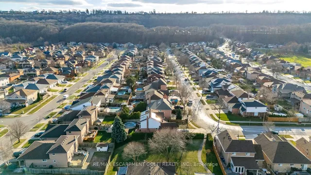 Additional image 40 of 54 Goldcrest Dr