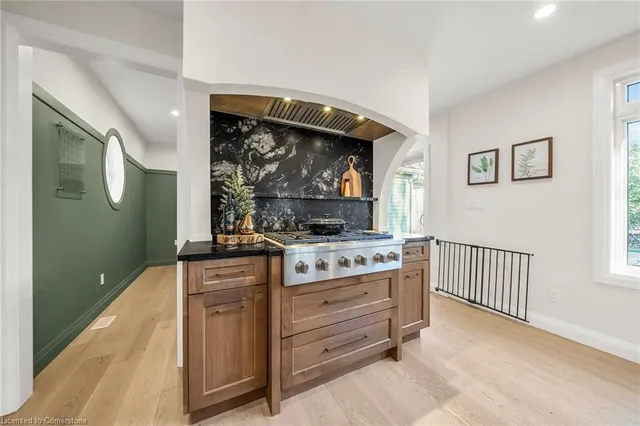 Additional image 15 of 73 Valley Rd