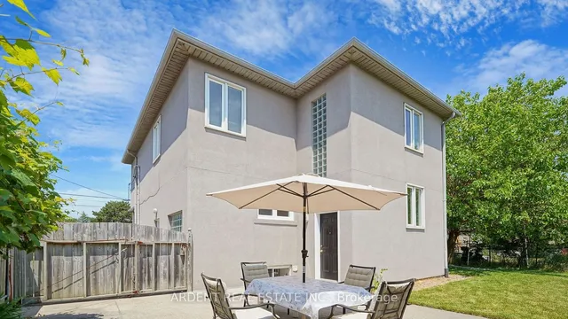 Additional image 31 of 265 Acton Ave