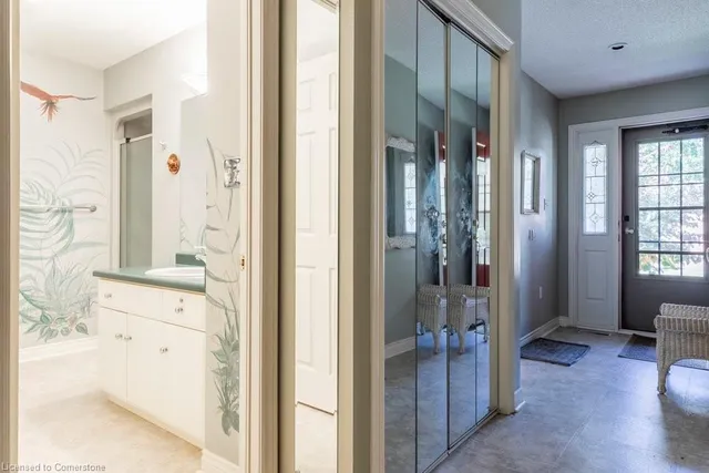 Additional image 11 of 60 Dundas St Unit 15