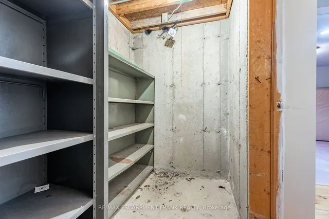 Additional image 33 of 7 GRANDOAKS Dr