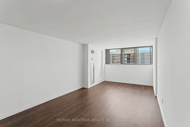 Additional image 16 of 10 Tapscott Rd Unit 1110