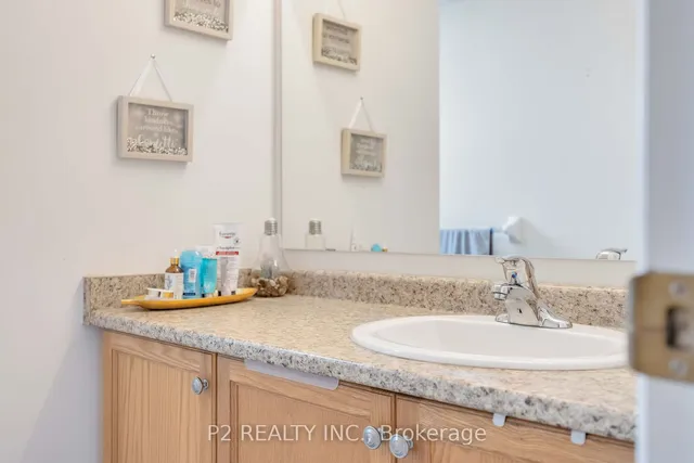 Additional image 32 of 145 Isaac Devins Blvd Unit 6