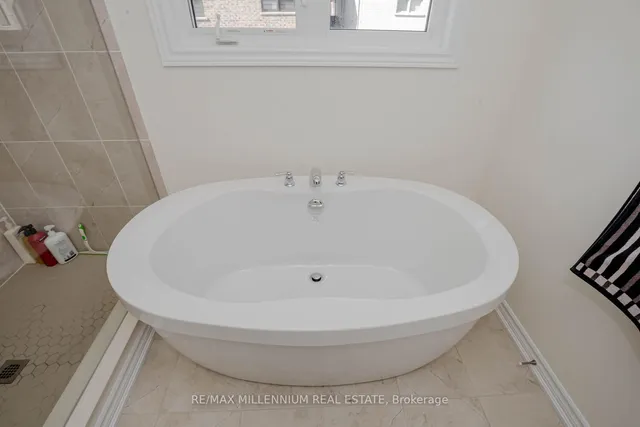 Additional image 24 of 639 Bearberry Pl