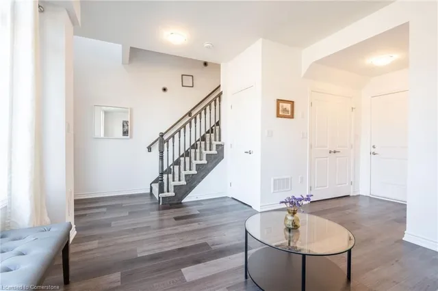 Additional image 11 of 61 Soho Street St Unit 68