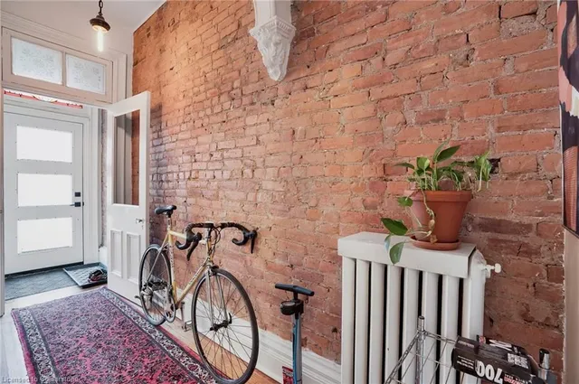 Additional image 27 of 136 East Ave