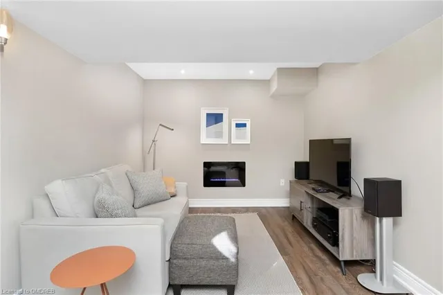 Additional image 37 of 2086 Ghent Avenue Unit 21