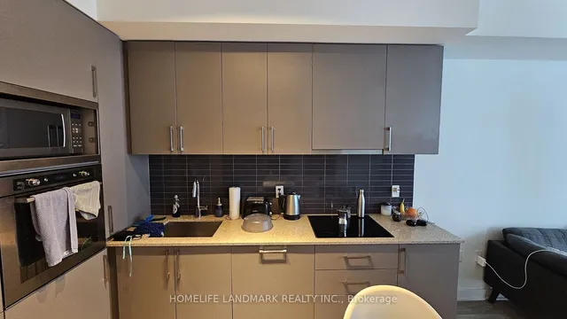 Additional image 6 of 576 Front St Unit 920