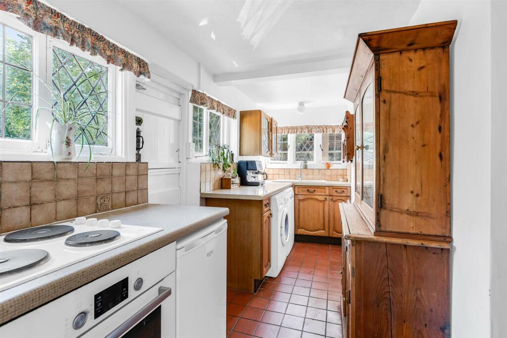 Additional image 9 of Pennyfathers Lane, Harmer Green Lane, Digswell