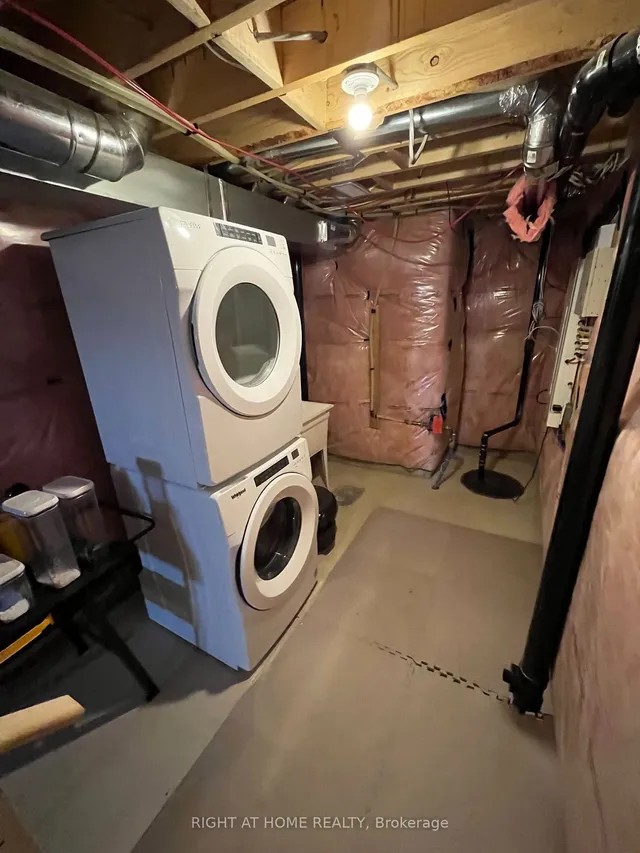 Additional image 31 of 30 MIA Dr Unit 1