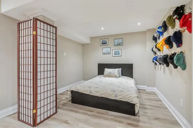 Additional image 26 of 971 BOOTHMAN Ave