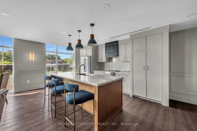 Additional image 29 of 460 Dundas St Unit 308