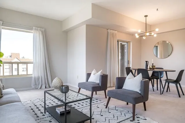 Additional image 13 of 3497 UPPER MIDDLE Rd Unit 409