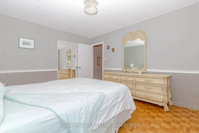 Additional image 19 of 150 Kenwood Ave