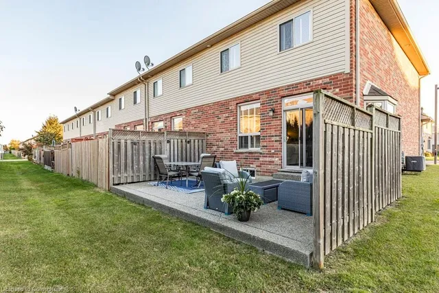 Additional image 29 of 4 Marina Point Cres