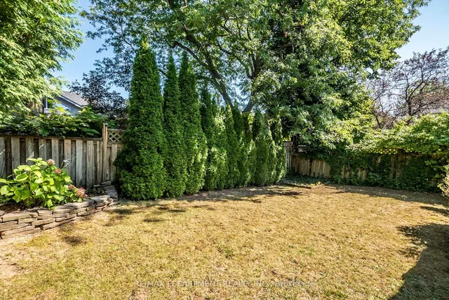 Additional image 36 of 1098 Stephenson Dr