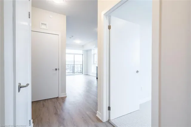 Additional image 9 of 600 North Service Rd Unit 508