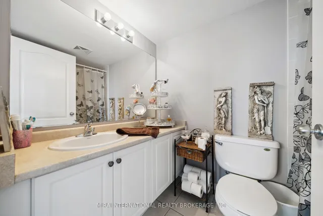 Additional image 25 of 2772 keele St Unit 713