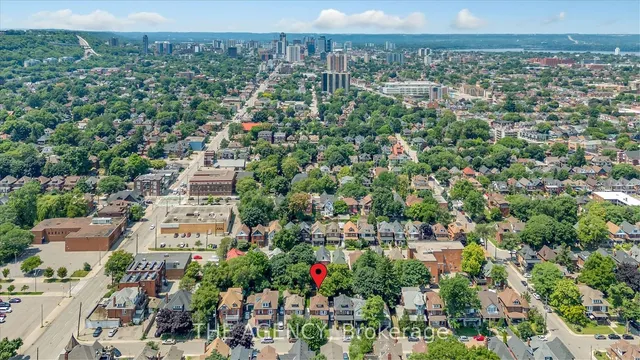 Additional image 40 of 104 Fairholt Rd