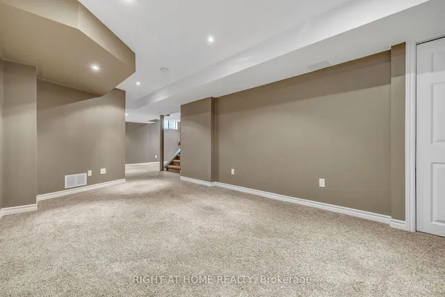 Additional image 33 of 80 Powell Dr