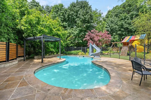 Additional image 36 of 113 Coldstream Ave