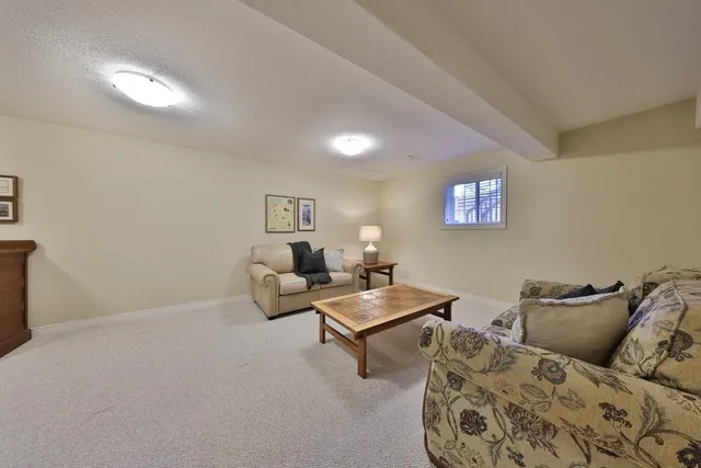 Additional image 33 of 289 PLAINS Rd Unit 24