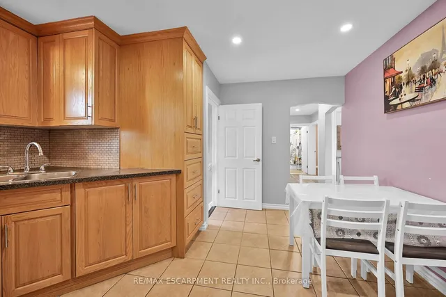 Additional image 14 of 221 Gray Rd