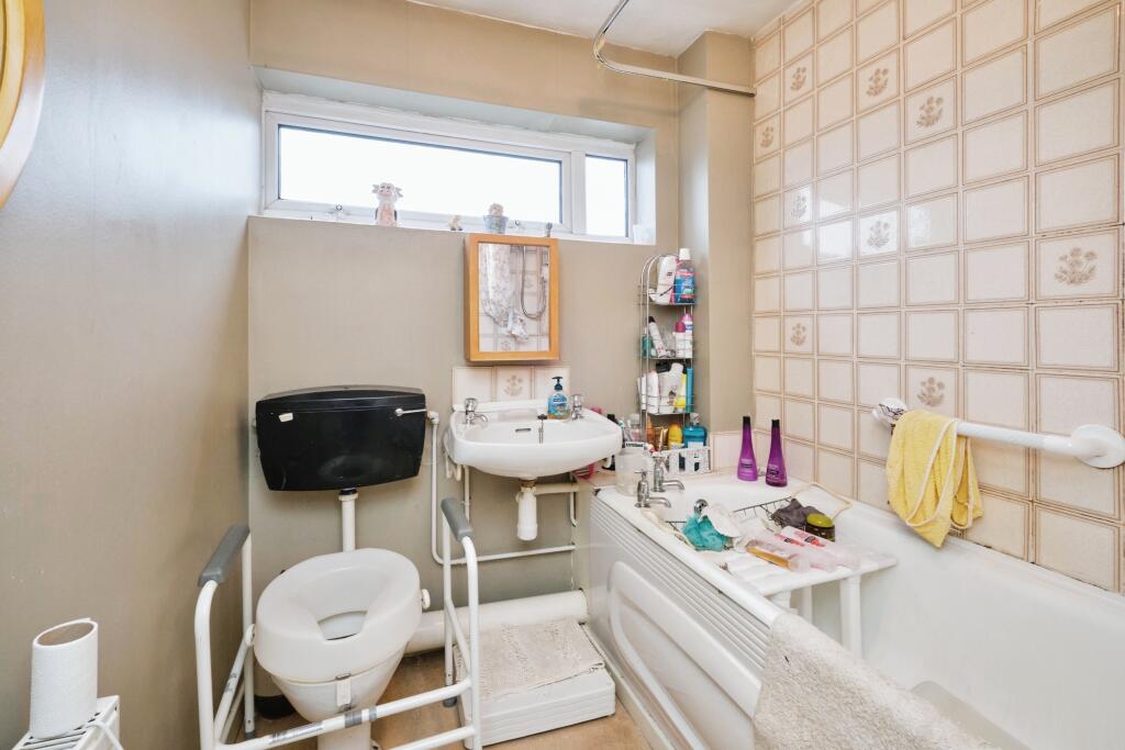 Additional image 15 of Sandfields Avenue, Birmingham, West Midlands, B10