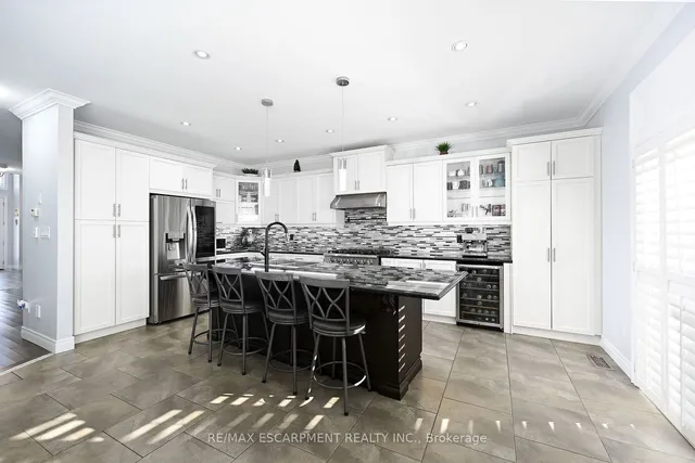Additional image 7 of 30 ASCOLI Dr
