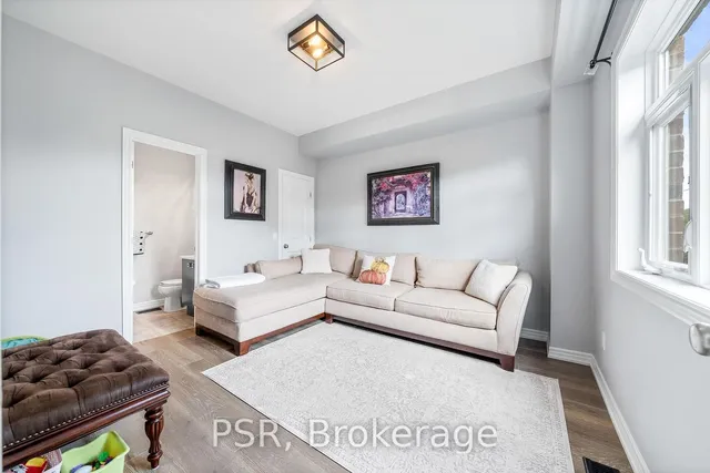 Additional image 15 of 5056 New St Unit 15