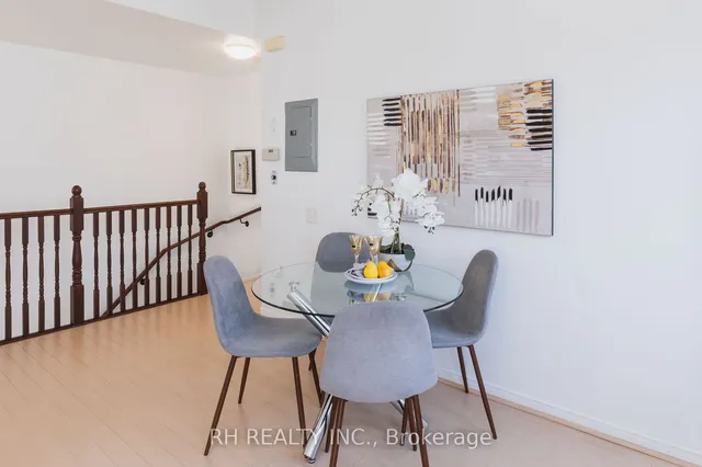 Additional image 8 of 760 Lawrence Ave Unit 90